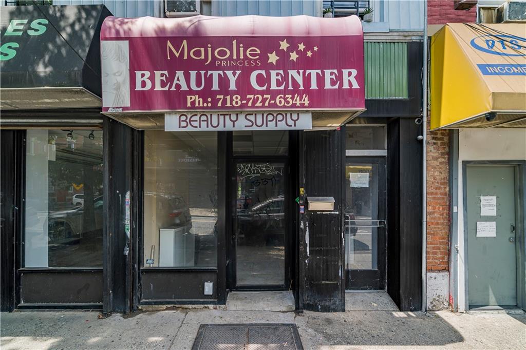 684 Bay Street Stapleton Staten Island NY 10304