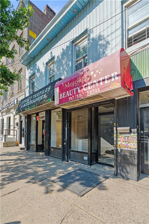 684 Bay Street Stapleton Staten Island NY 10304