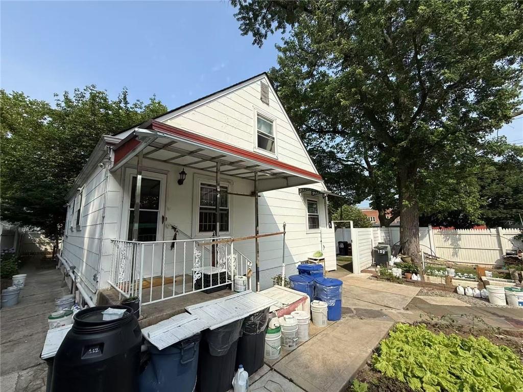 193 10th Street New Dorp Staten Island NY 10306