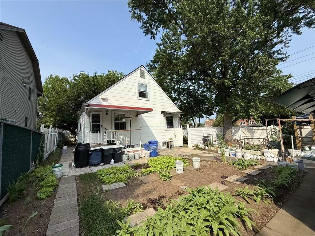 193 10th Street New Dorp Staten Island NY 10306