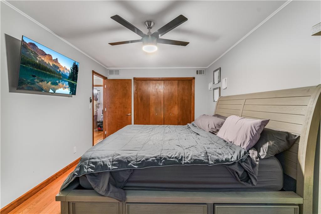 124 North Drive Staten Island NY 10305