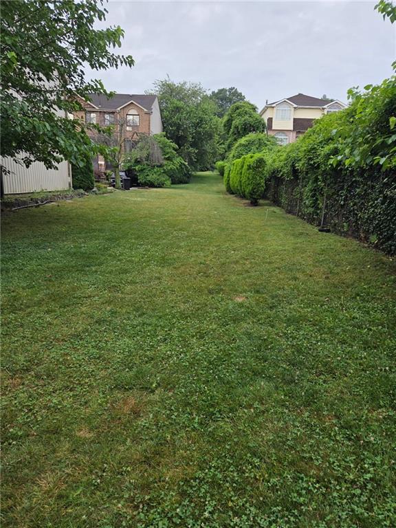 124 North Drive Staten Island NY 10305