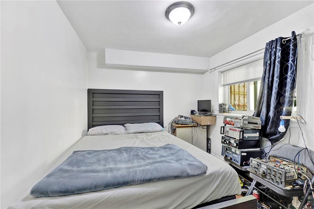 2481 East 15th Street Sheepshead Bay Brooklyn NY 11235