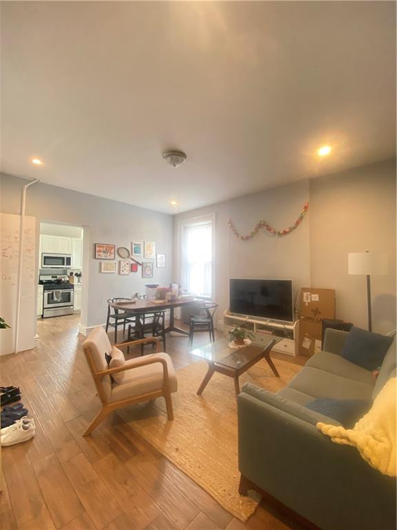 346 Union Avenue Williamsburg Brooklyn NY 11211