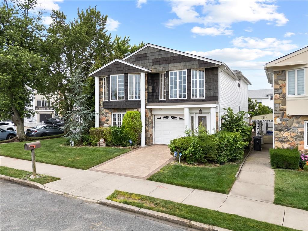 4 Bangor Street New Springville Staten Island NY 10314