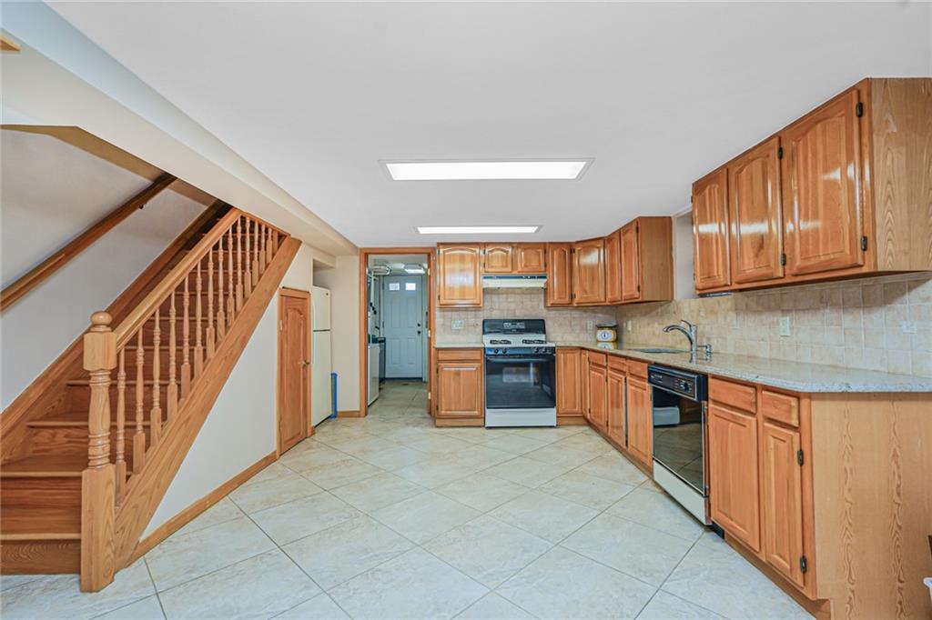 1223 77th Street Dyker Heights Brooklyn NY 11228