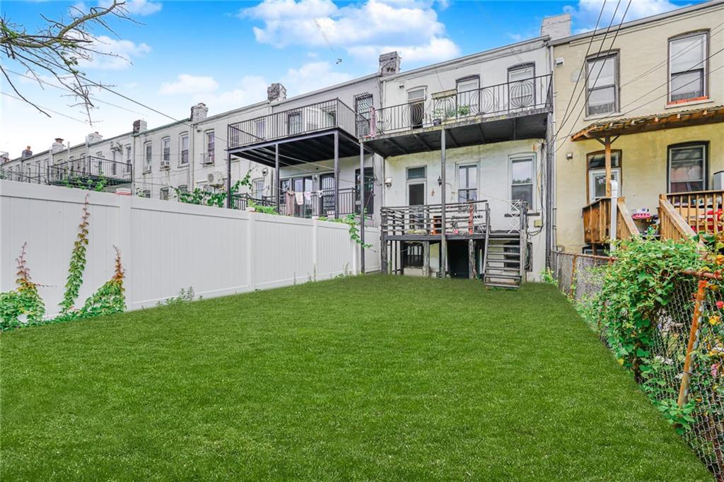 654 58th Street Sunset Park Brooklyn NY 11220