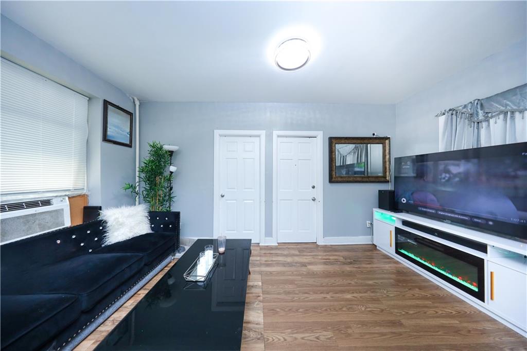 881 39th Street Sunset Park Brooklyn NY 11232