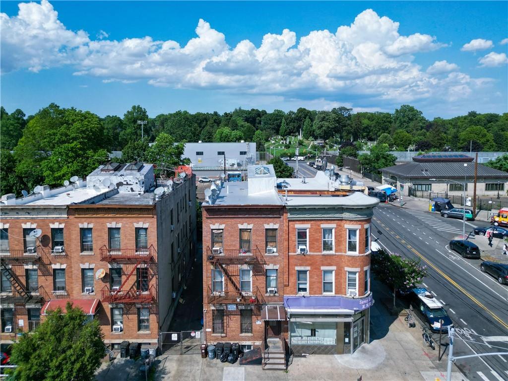 881 39th Street Sunset Park Brooklyn NY 11232