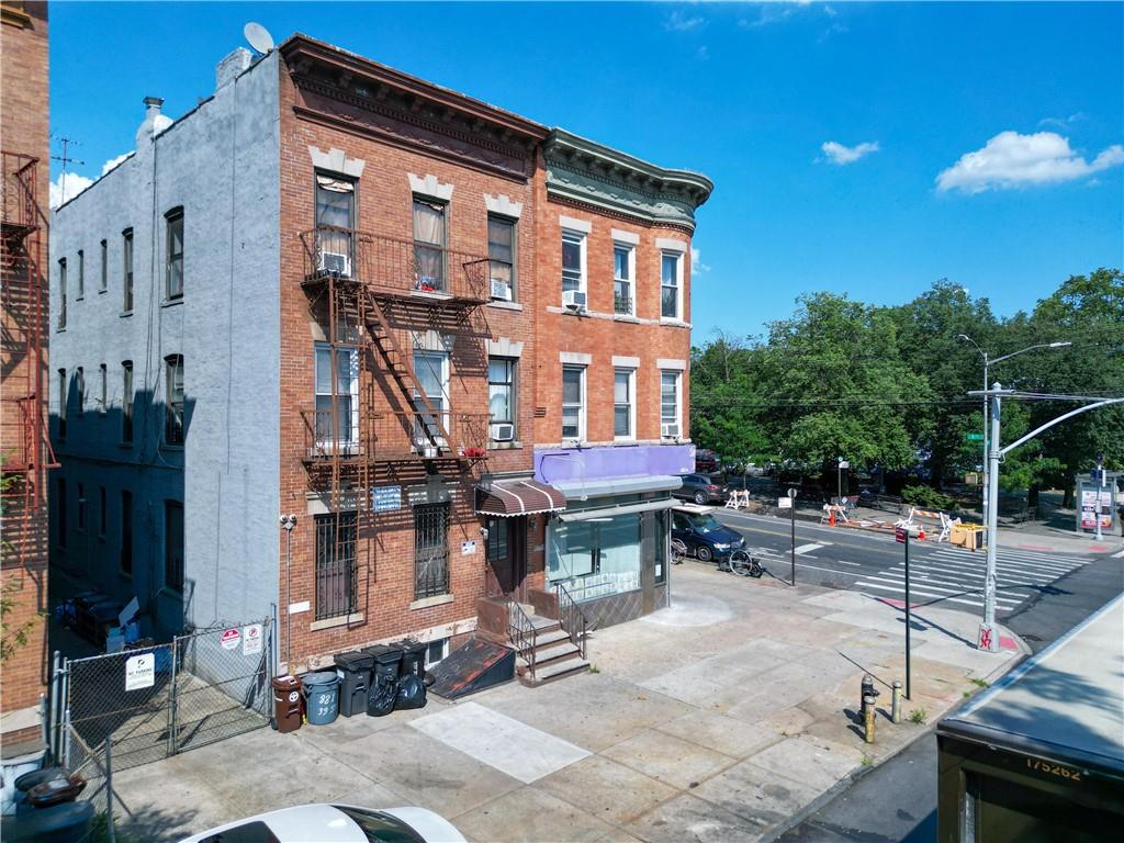 881 39th Street Sunset Park Brooklyn NY 11232