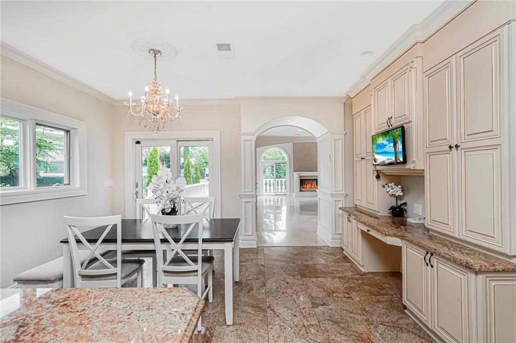 35 Julieann Court Todt Hill Staten Island NY 10304