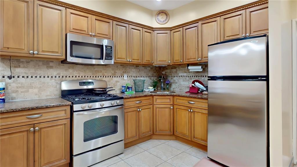 32-87 38th Street Astoria Astoria NY 11103