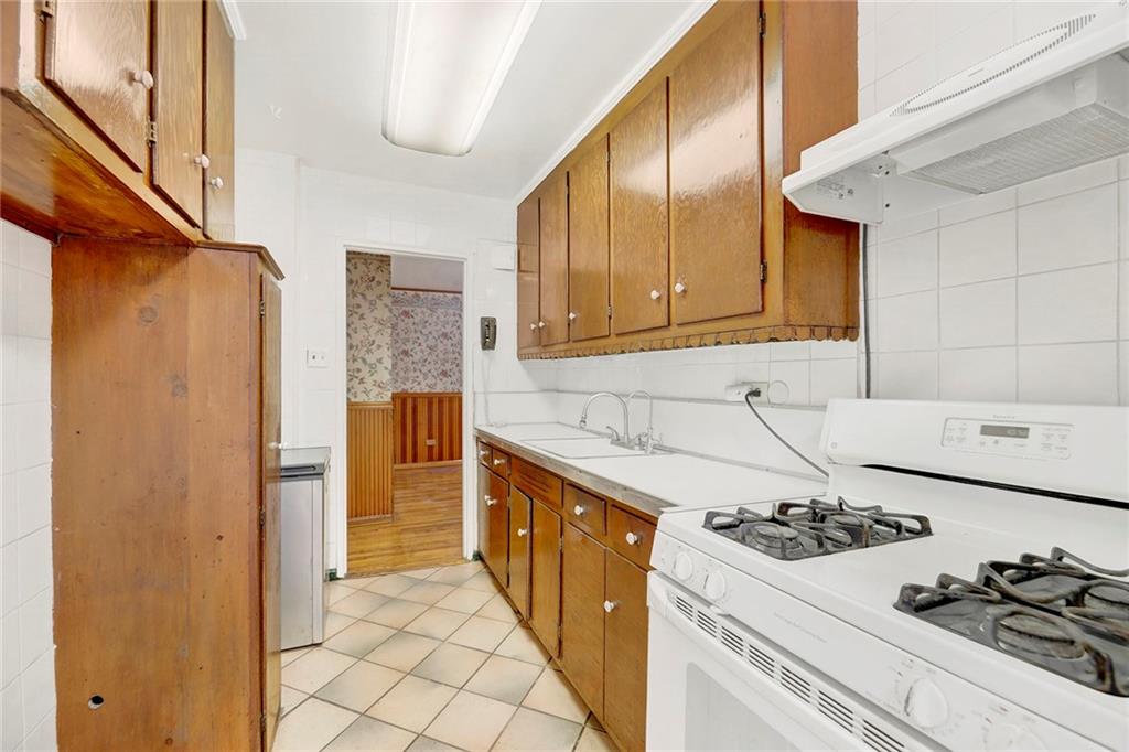 711 Montauk Court Sheepshead Bay Brooklyn NY 11235