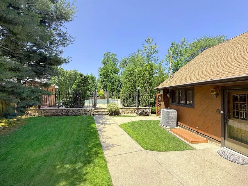 30 Paradise Place Tottenville Staten Island NY 10307