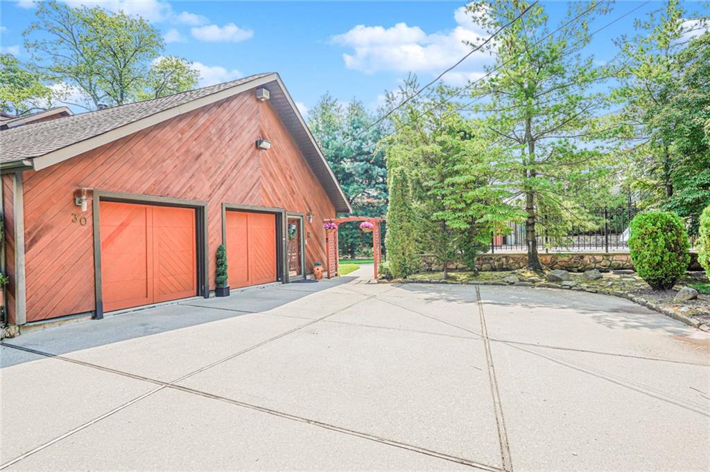 30 Paradise Place Tottenville Staten Island NY 10307