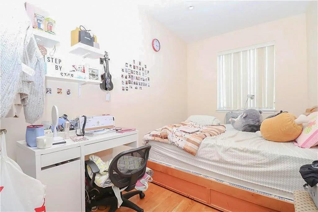 207 Bay 38th Street Bensonhurst Brooklyn NY 11214