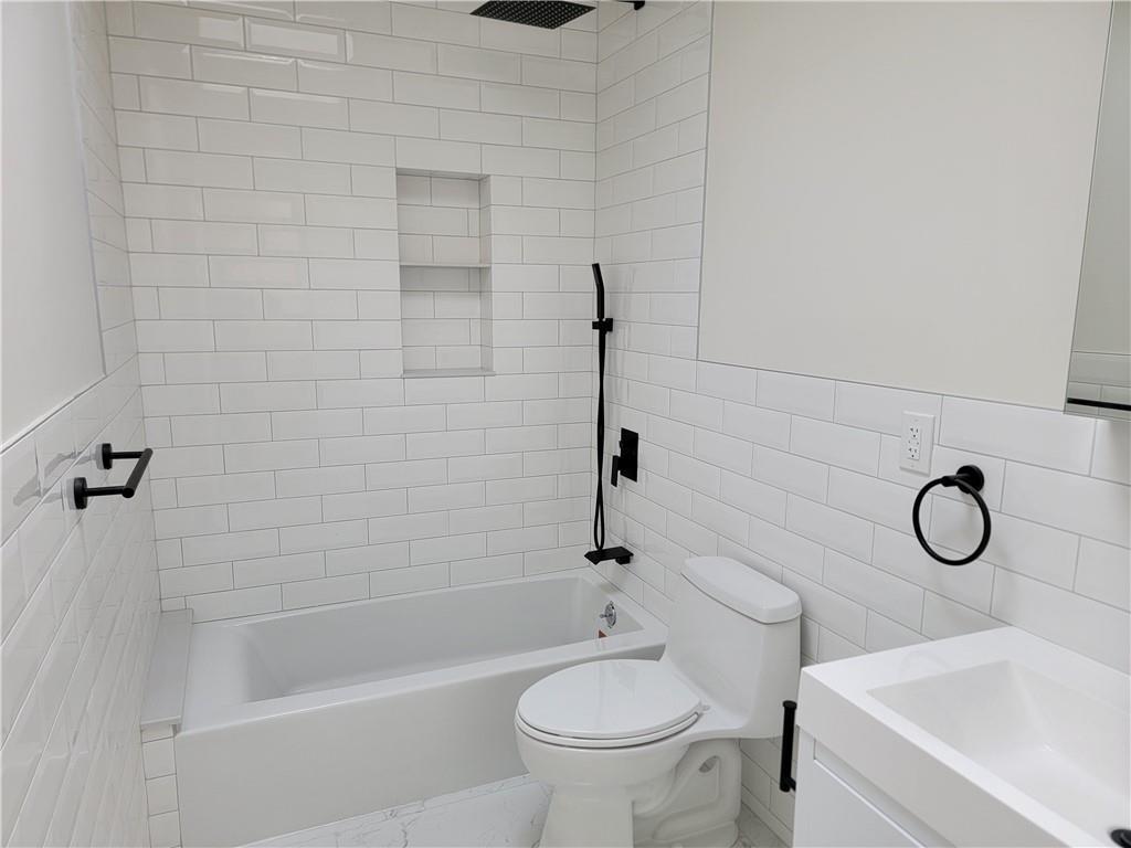 537 Halsey Street Bedford Stuyvesant Brooklyn NY 11233