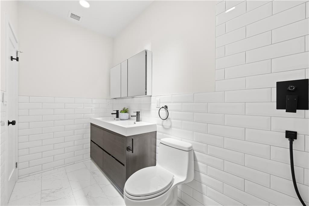 537 Halsey Street Bedford Stuyvesant Brooklyn NY 11233