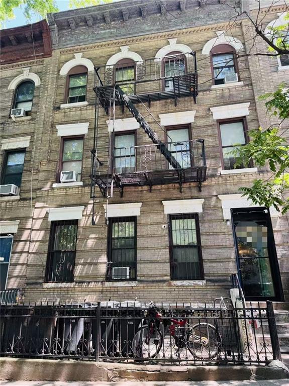 559 50th Street Sunset Park Brooklyn NY 11220