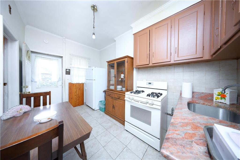 1825 West 6th Street Gravesend Brooklyn NY 11223