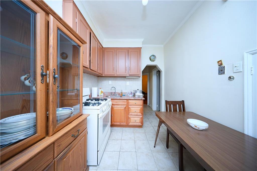 1825 West 6th Street Gravesend Brooklyn NY 11223