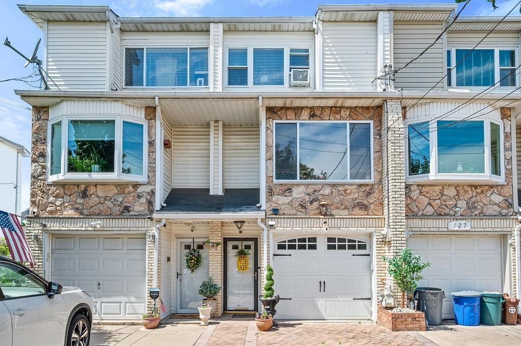 129 Wirt Avenue Rossville Staten Island NY 10309