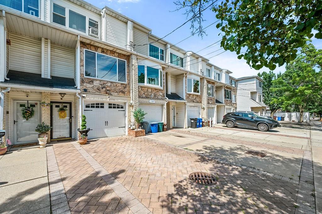 129 Wirt Avenue Rossville Staten Island NY 10309