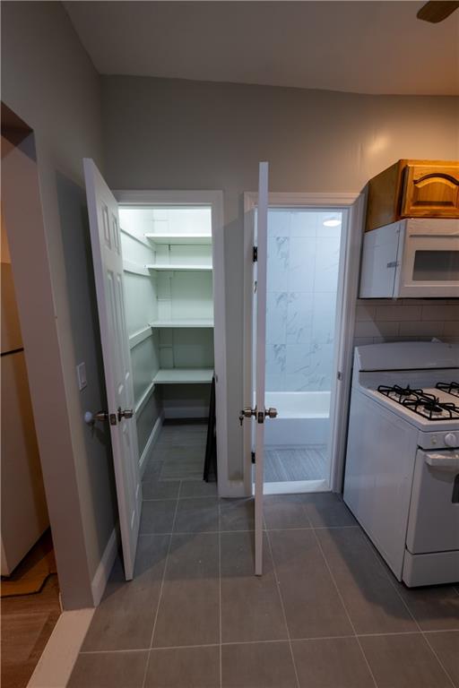 9728 Flatlands Avenue Canarsie Brooklyn NY 11236