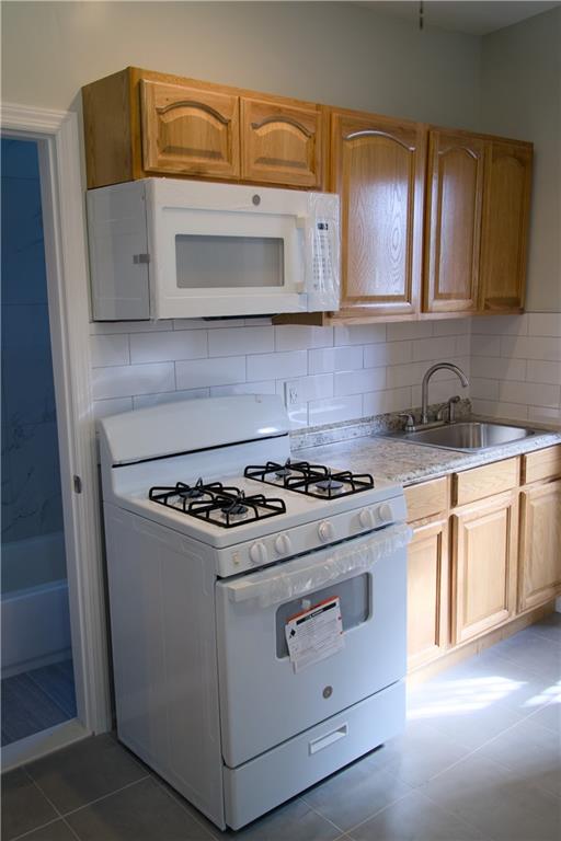 9728 Flatlands Avenue Canarsie Brooklyn NY 11236