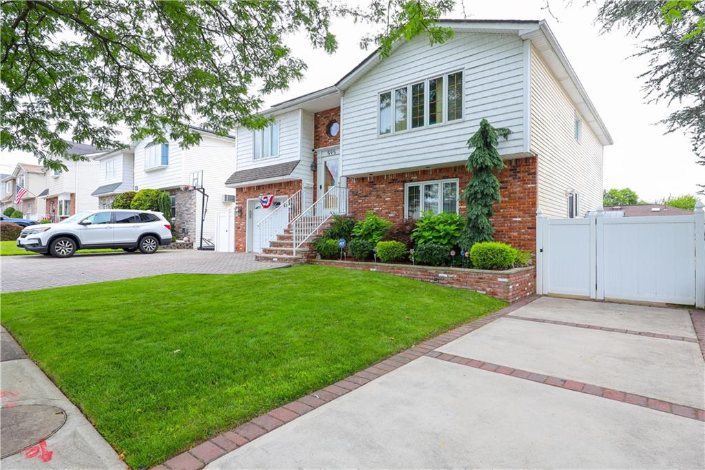 595 Sheldon Avenue Huguenot Staten Island NY 10312