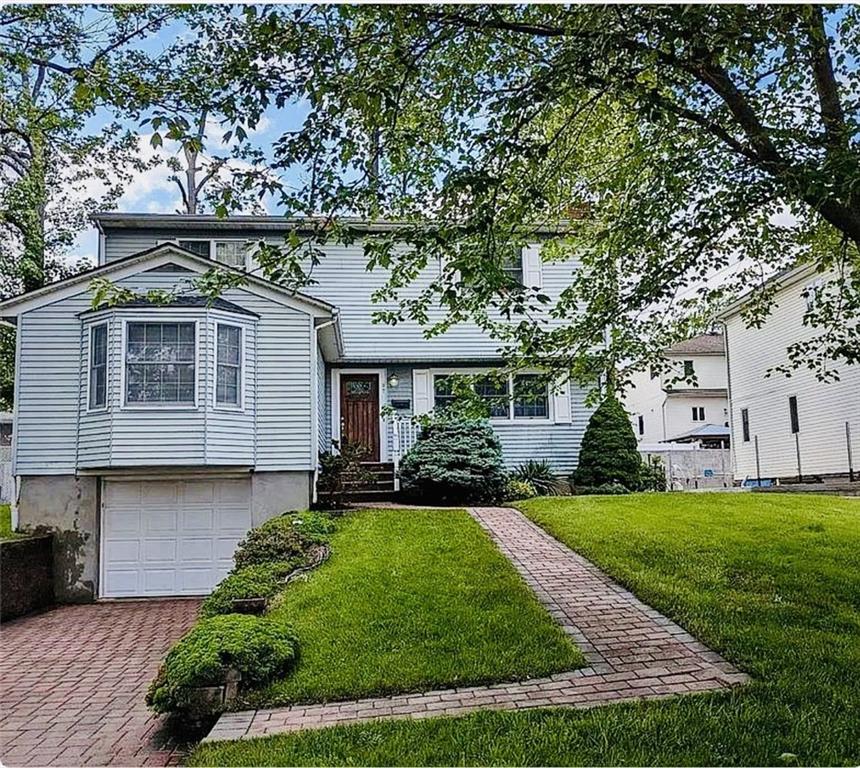 97 Kinghorn Square Eltingville Staten Island NY 10312