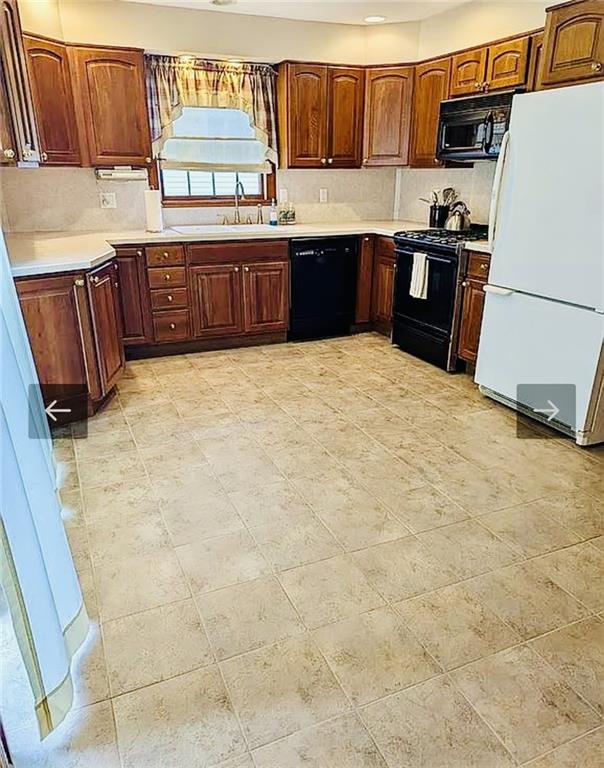 97 Kinghorn Square Eltingville Staten Island NY 10312