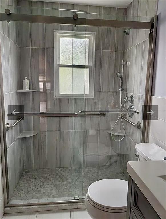 97 Kinghorn Square Eltingville Staten Island NY 10312