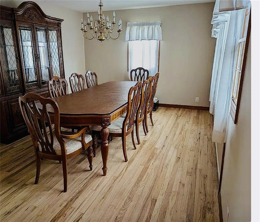 97 Kinghorn Square Eltingville Staten Island NY 10312