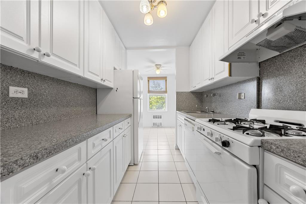 3901 Nostrand Avenue Sheepshead Bay Brooklyn NY 11235
