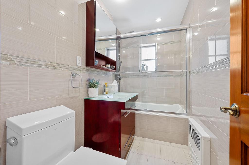 1592 Independence Avenue Bensonhurst Brooklyn NY 11228