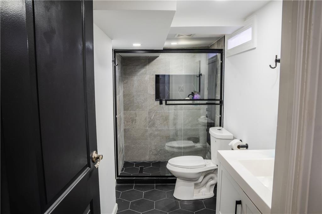 149 Emory Road Out of NYC Mineola NY 11501