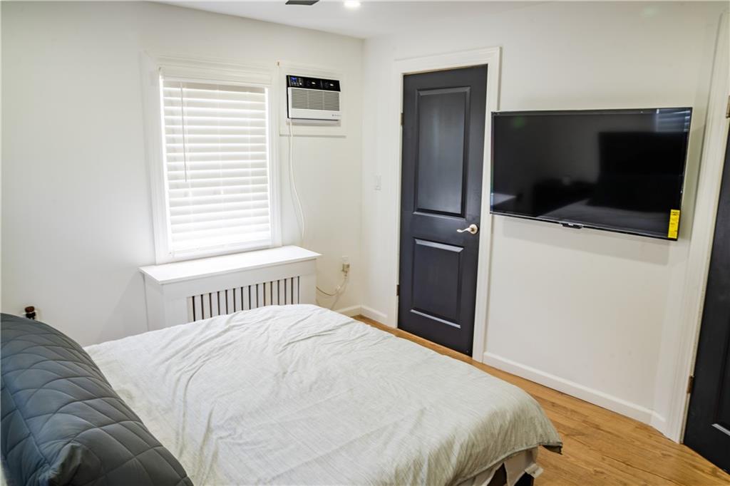 149 Emory Road Out of NYC Mineola NY 11501