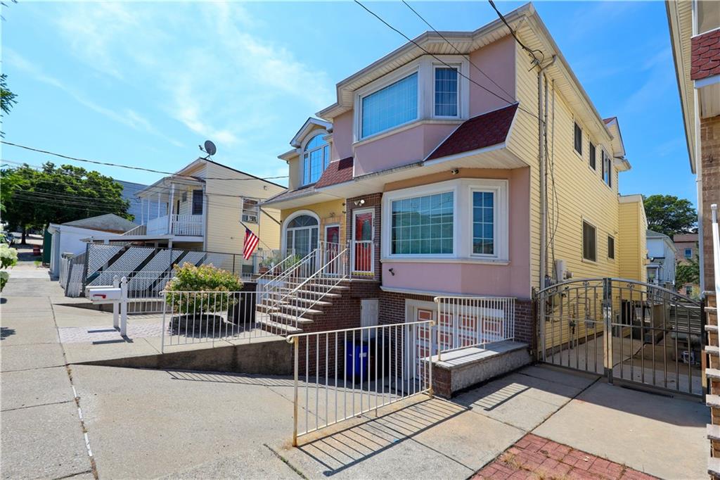 269 Clifton Avenue Rosebank Staten Island NY 10305