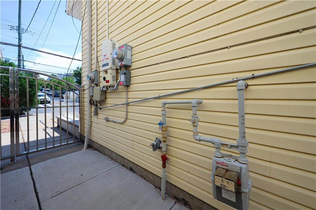 269 Clifton Avenue Rosebank Staten Island NY 10305