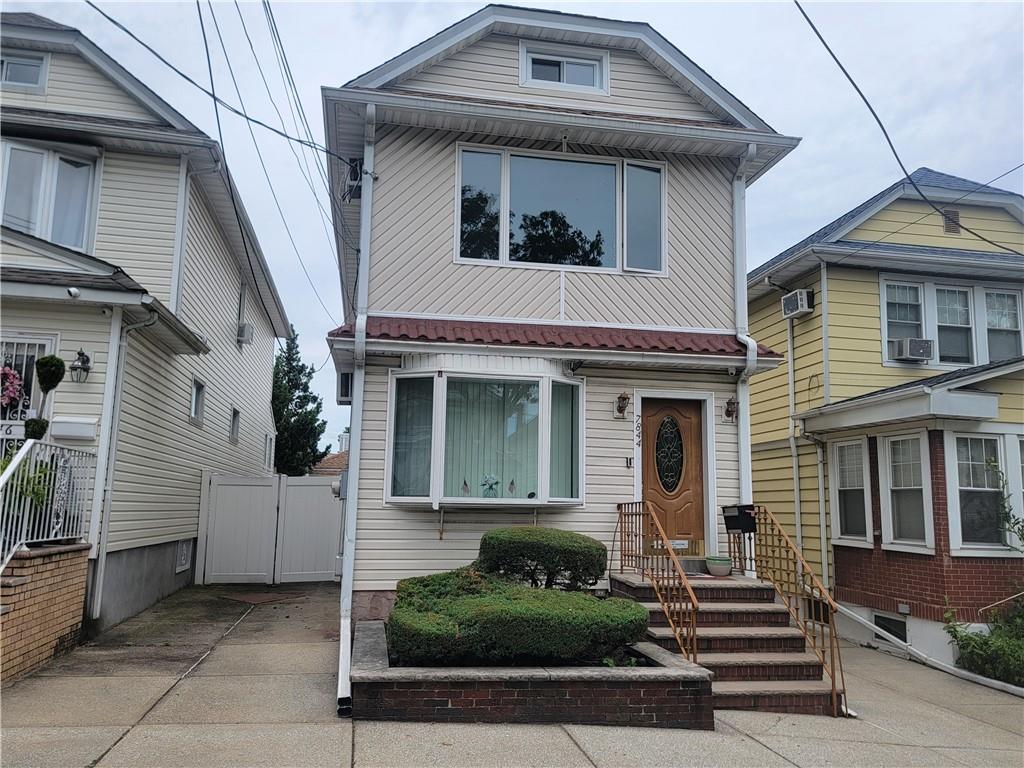 7844 86th Street Glendale Glendale NY 11385