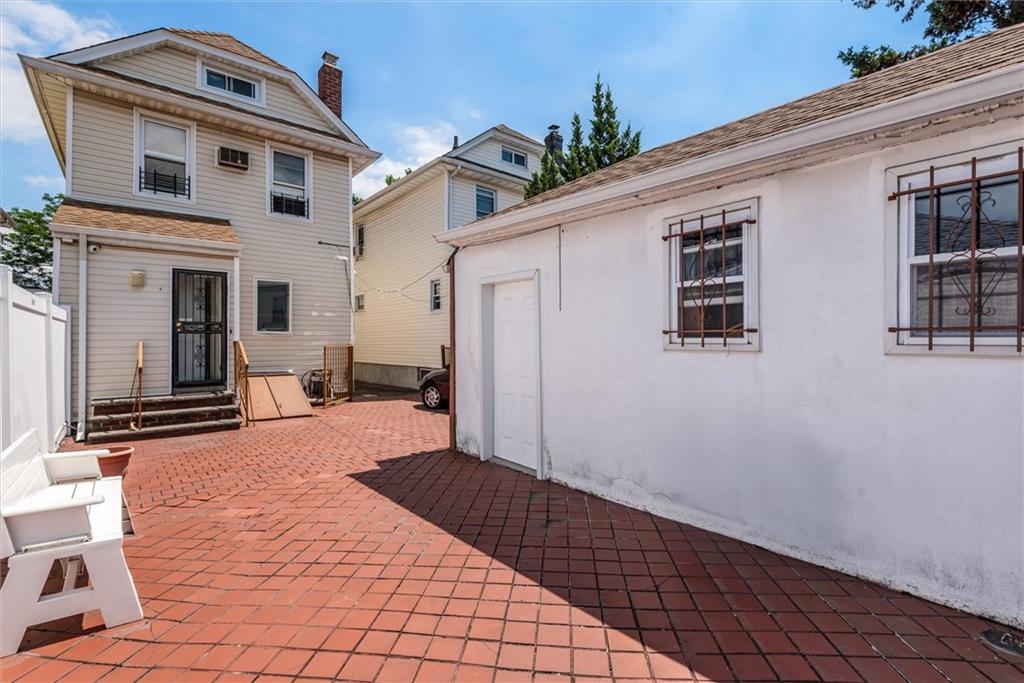 7844 86th Street Glendale Glendale NY 11385