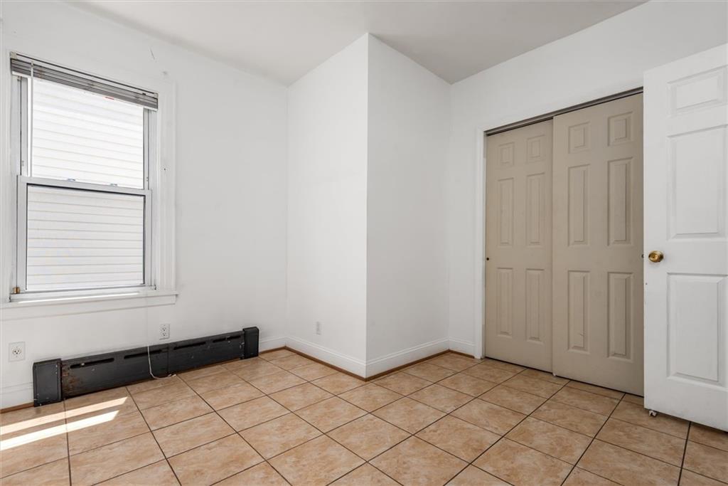 7844 86th Street Glendale Glendale NY 11385