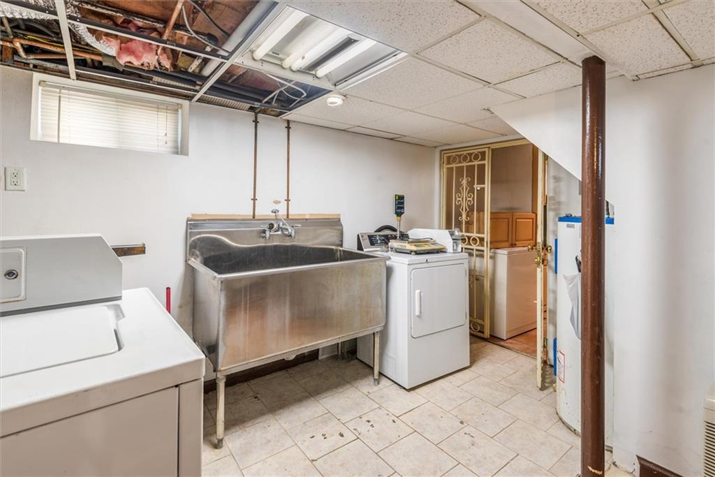 7844 86th Street Glendale Glendale NY 11385