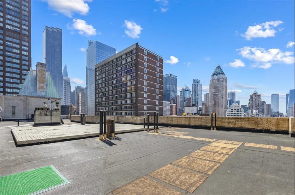 353 W 56TH Street Midtown East Manhattan NY 10019