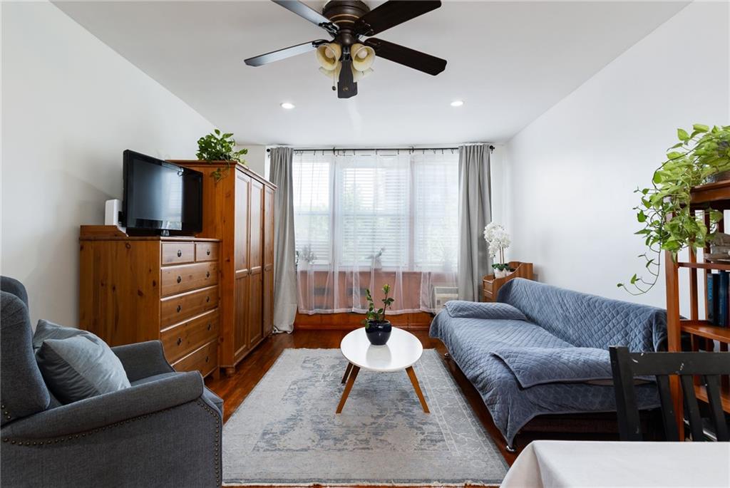 207 Ocean Parkway Kensington Brooklyn NY 11218