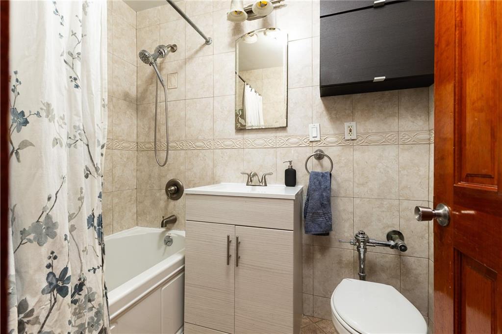 207 Ocean Parkway Kensington Brooklyn NY 11218