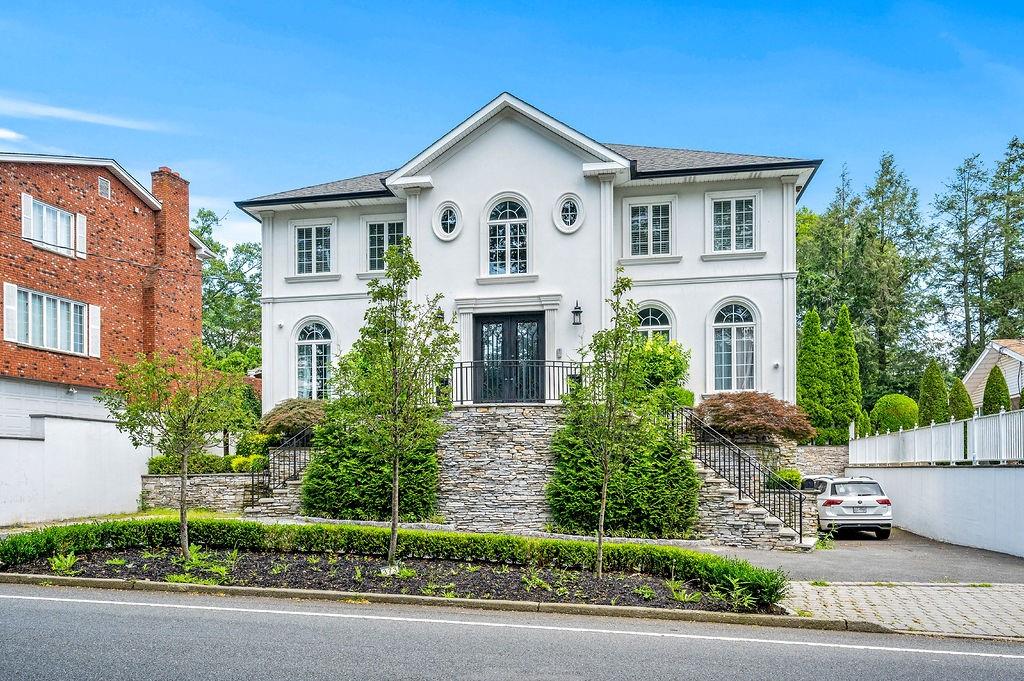 373 Ocean Terrace Todt Hill Staten Island NY 10301