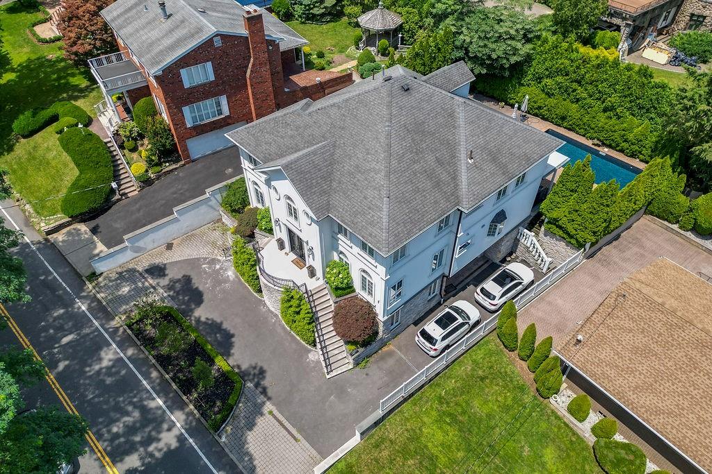 373 Ocean Terrace Todt Hill Staten Island NY 10301