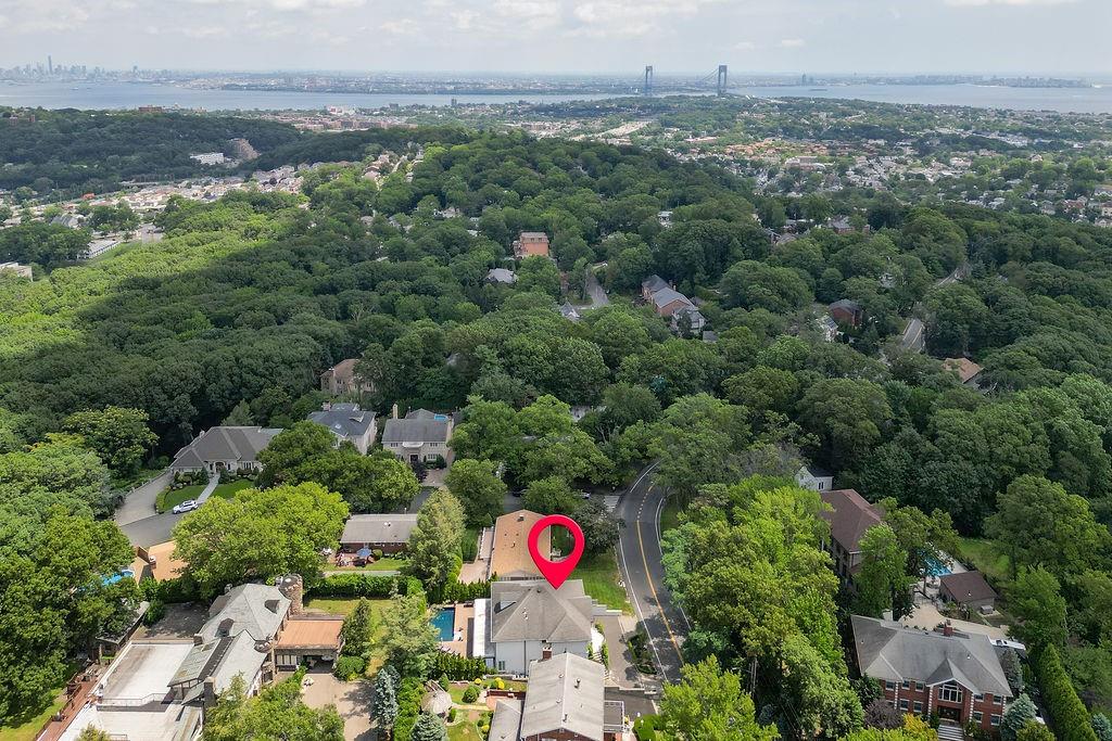 373 Ocean Terrace Todt Hill Staten Island NY 10301